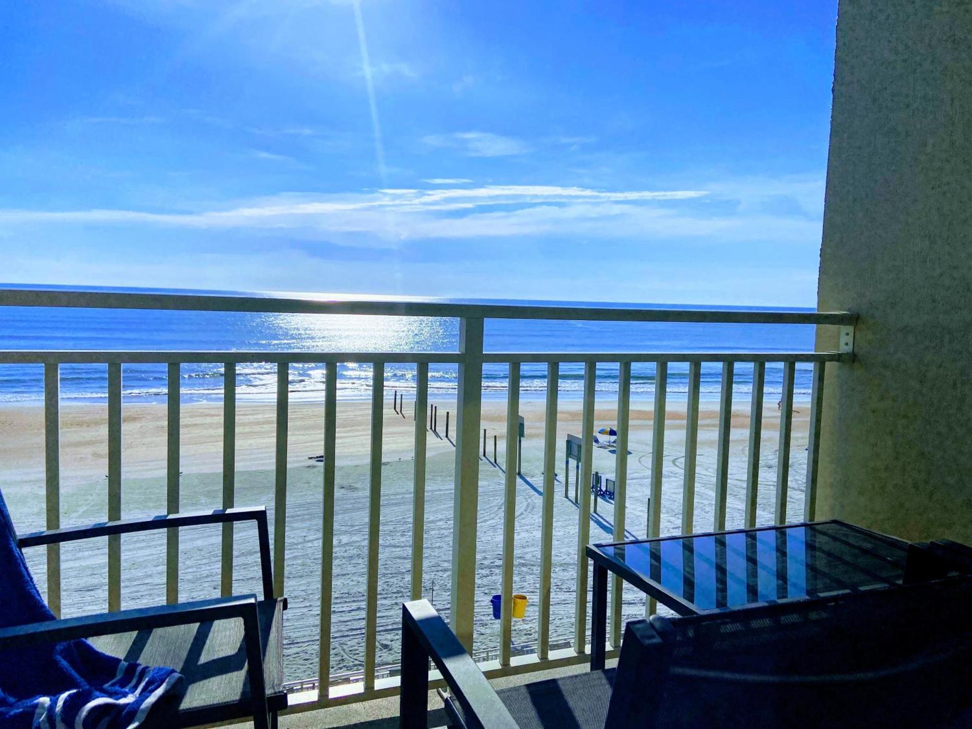 Ocean Breeze - Direct Ocean Front-Pool Is Open Daytona Beach Exterior foto